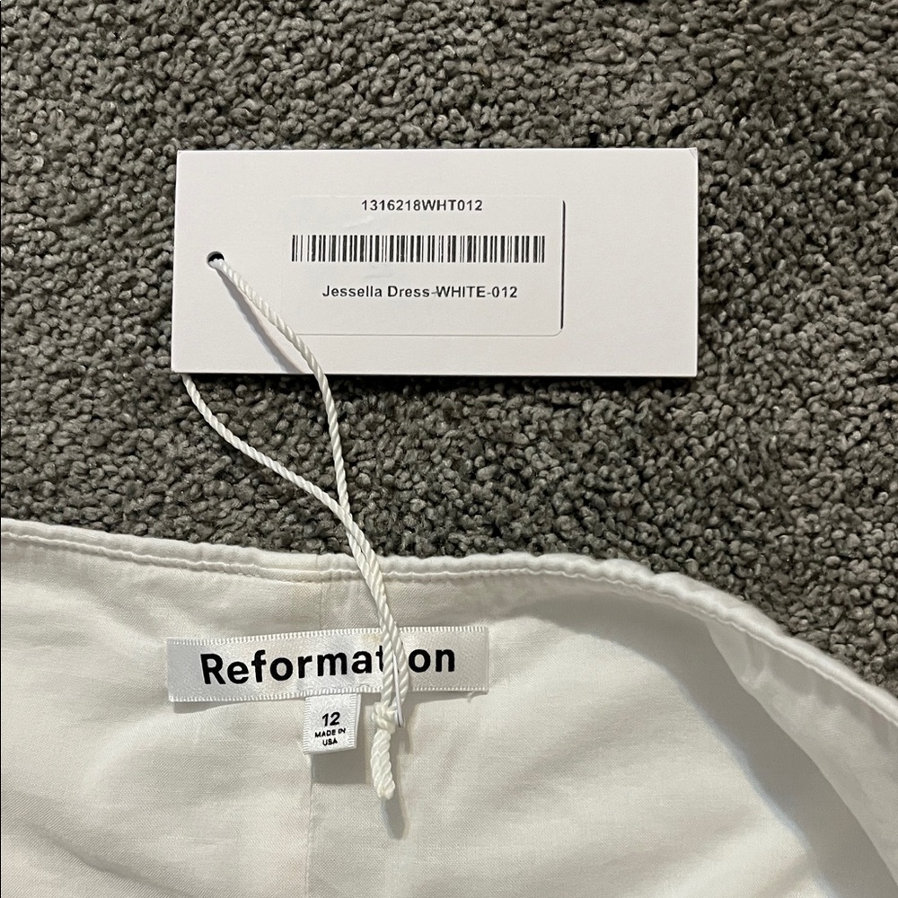 Reformation White Jessella  Mini Dress. Size 12 - Picture 4 of 4